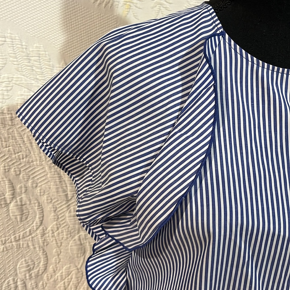 Zara basic blouse, size small - Picture 4 of 11